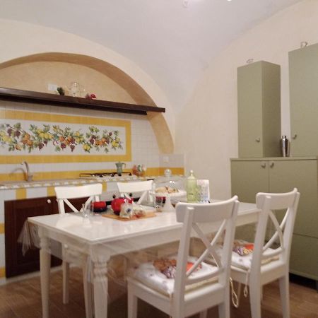 Creta Rossa Bed & Breakfast Larino ภายนอก รูปภาพ